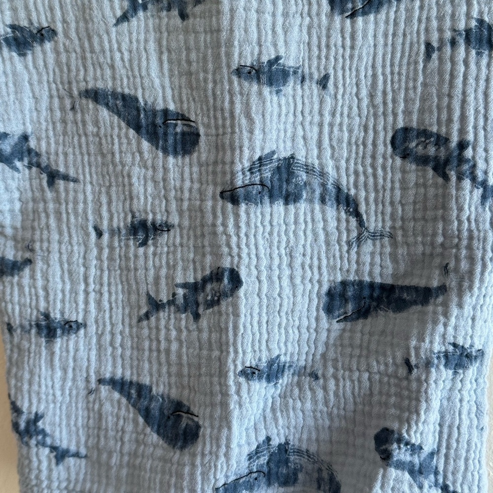 Rabbit + Bear Organic Waffle Cotton Novelty Blue Whale Print Baby Shirt Sz 24m - Picture 7 of 9